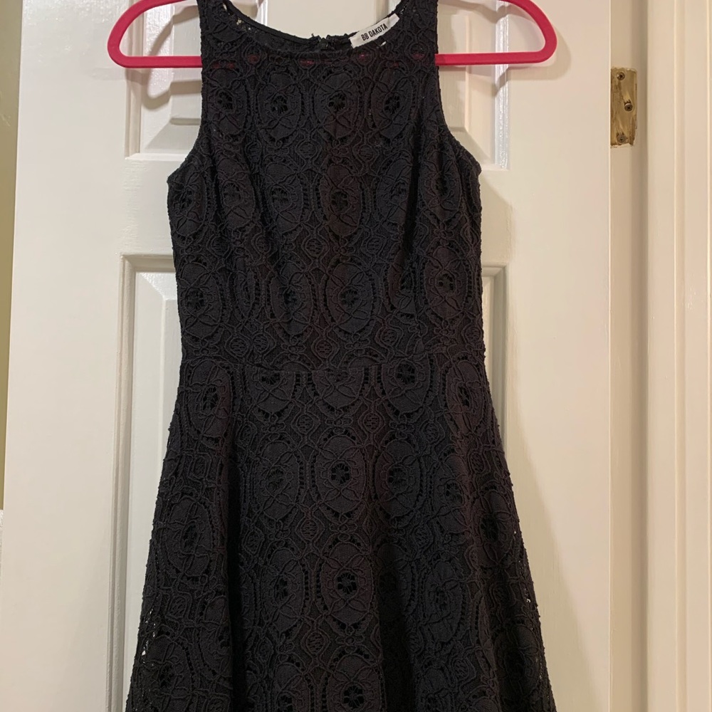 BB Dakota black cocktail floral dress size 0